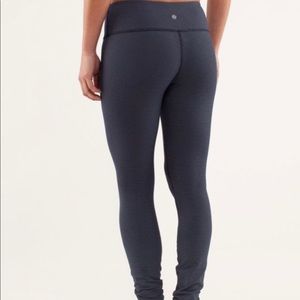 Lululemon Diamond Dot Wunder Under